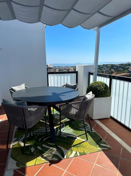Oceanview Luxury Penthouse Apartment Estepona Exterior photo