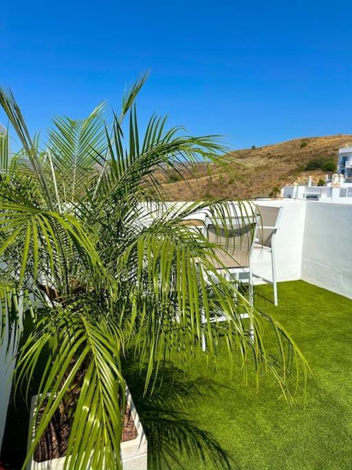 Oceanview Luxury Penthouse Apartment Estepona Exterior photo